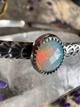 Load image into Gallery viewer, Faceted Oval Opal cuff