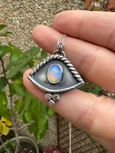 Opal eye Necklace