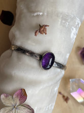 Load image into Gallery viewer, Amethyst cuff