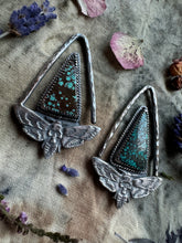 Load image into Gallery viewer, Turquoise moth ear weights