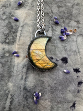 Load image into Gallery viewer, Golden Labradorite moon necklace