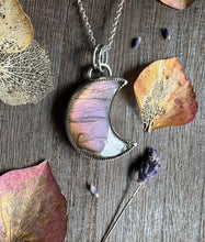 Load image into Gallery viewer, Lilac Labradorite moon pendant