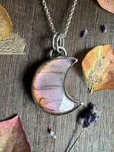 Load image into Gallery viewer, Lilac Labradorite moon pendant