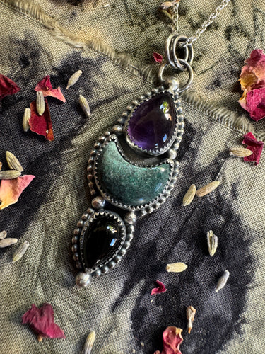 Triple stone pendant